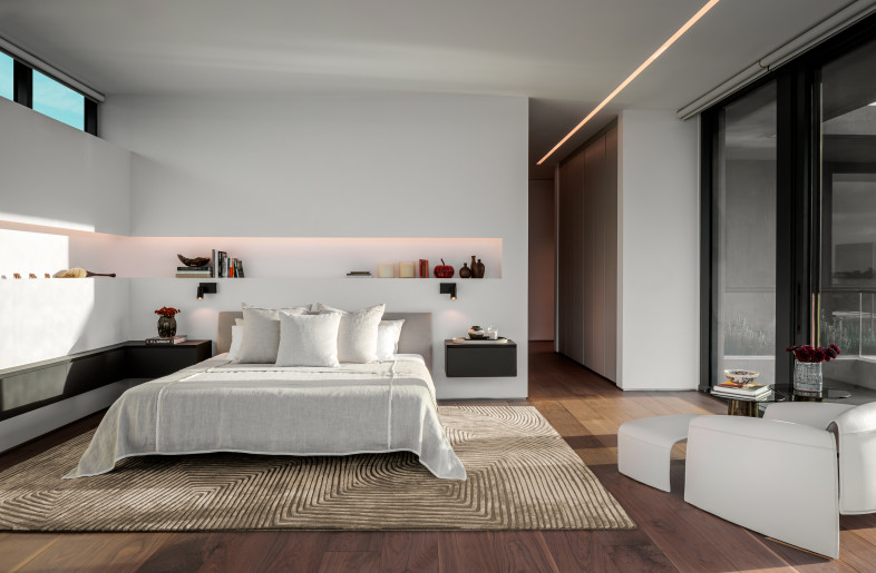 Owner's Bedroom - Kris Tamburello