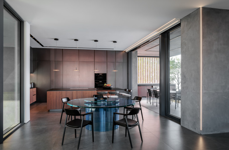 Eat-In Kitchen - Kris Tamburello