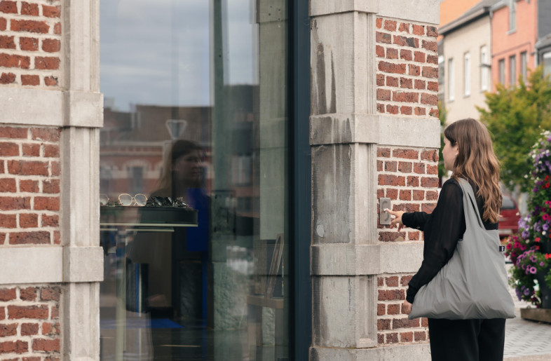 new in - Evenbeeld