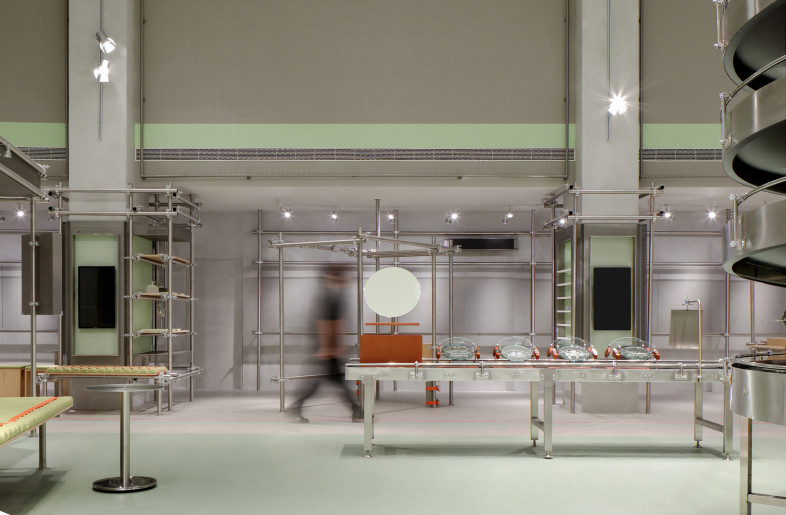 08 - YUUUUNSTUDIO
