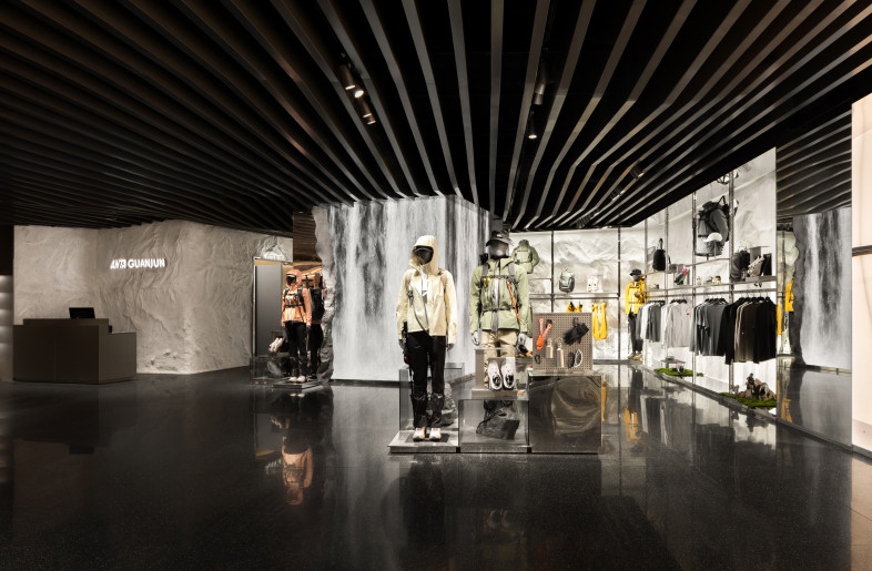 15 - YUUUUNSTUDIO