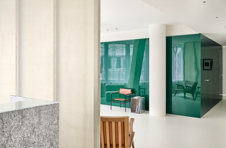 The bright, minimalist space serves as a functional environment not only for the medical activities of daily operations, but also as a stage for the client‘s selected individual pieces. - Daniel Schäfer