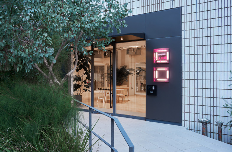 Public-facing signage(BOXX) - YAMAMOTO KEITA Photographic Record