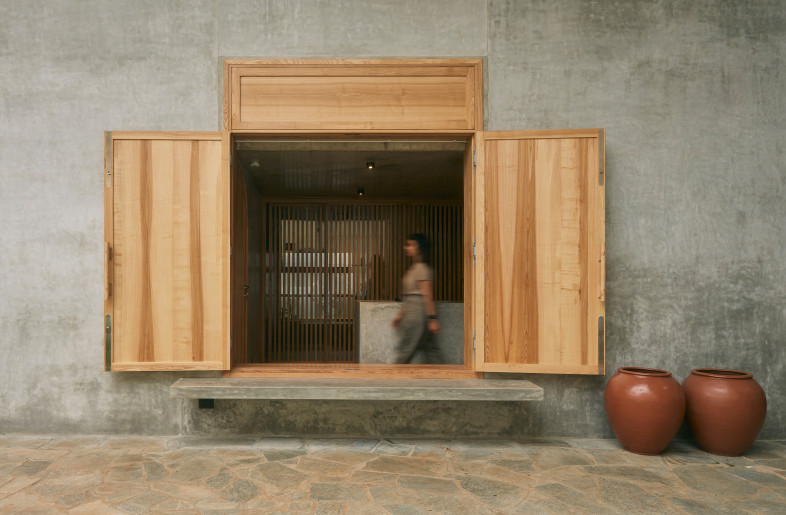 Exterior - Aaron Chapman