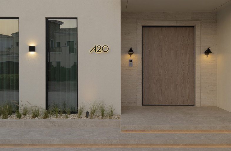 Exterior - Kelly Tooze