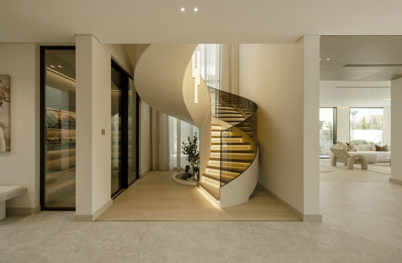 Hallway - Kelly Tooze