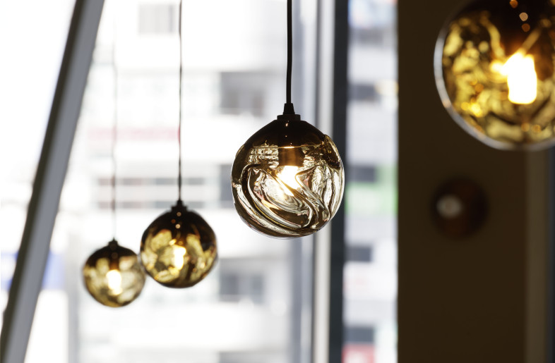 "TEA CRAFT tea drop light" inspired by the signature tea color - daisuke shima