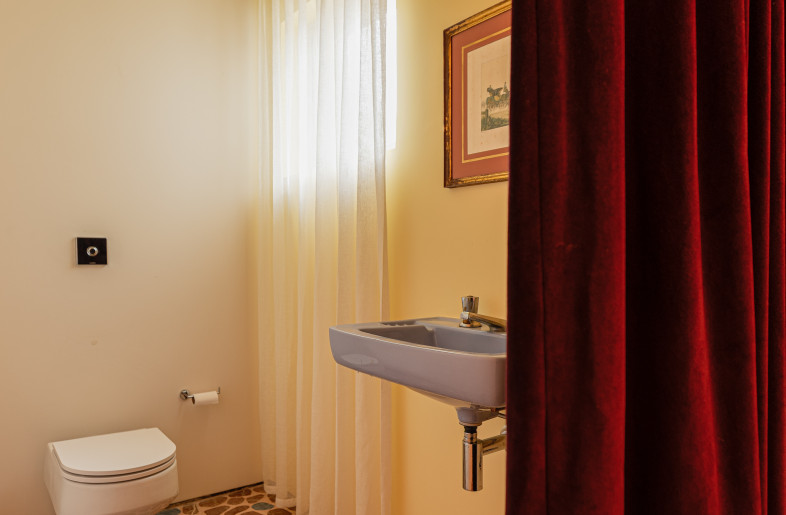 Powder room - João Paulo Prado