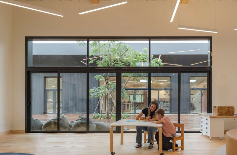The Garzón School - Eleazar Cuadros
