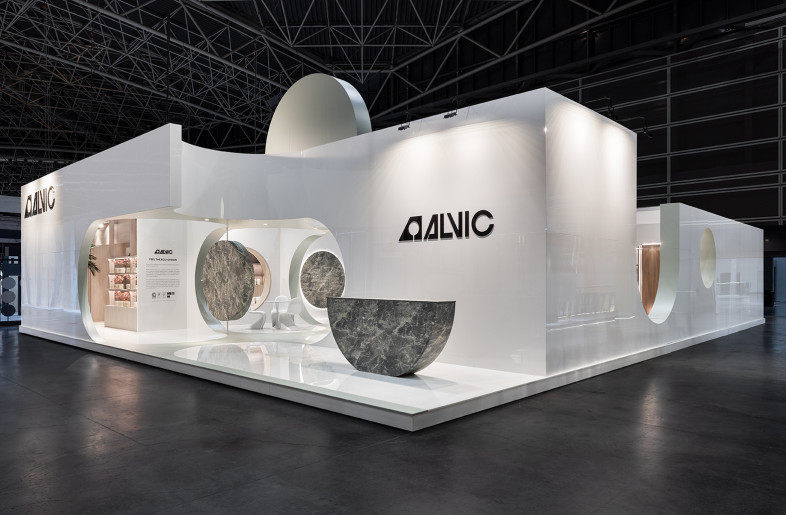 ALVIC MATERIC WORLD - Nacho Uribe Salazar