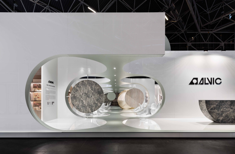 ALVIC MATERIC WORLD - Nacho Uribe Salazar