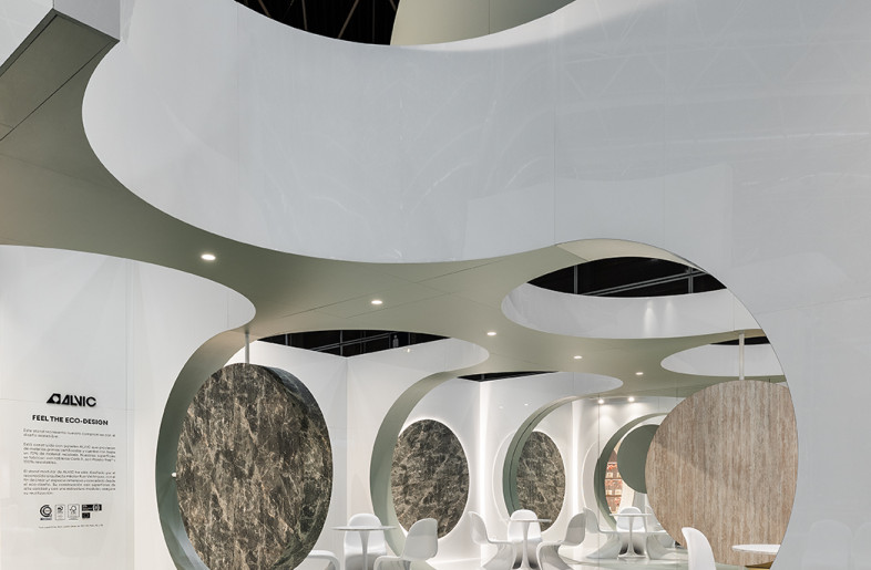 ALVIC MATERIC LOUNGE - Nacho Uribe Salazar