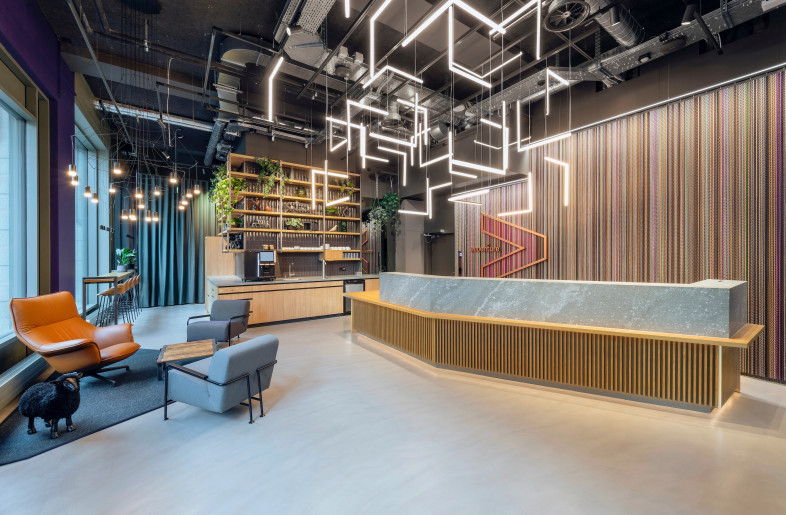 Accenture Campus, Pelikanstrasse office, Reception - Peter Wuermli © Evolution Design