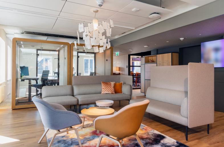 Accenture Campus, Pelikanstrasse office, Workspace - Peter Wuermli © Evolution Design