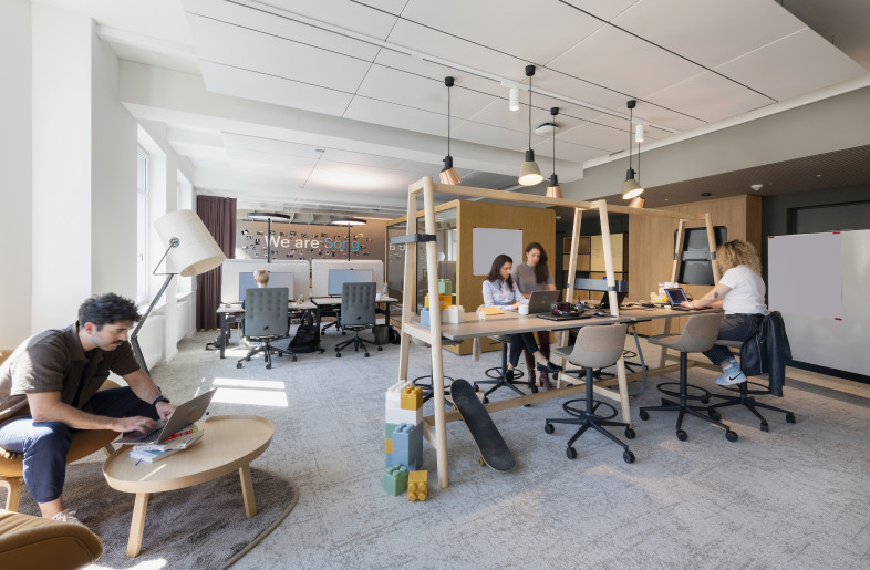 Accenture Campus, Pelikanstrasse office, Workspace - Peter Wuermli © Evolution Design