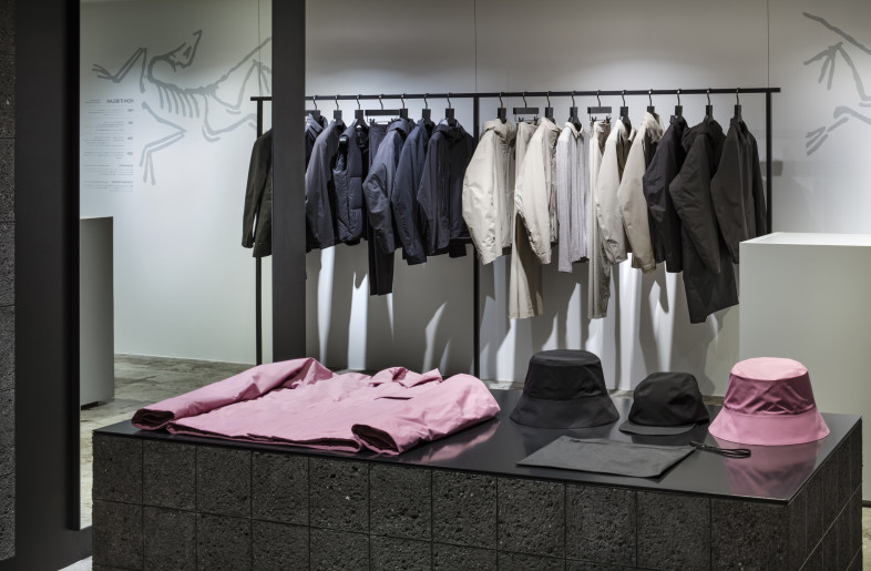 VEILANCE Tokyo Store - Kenta Hasegawa