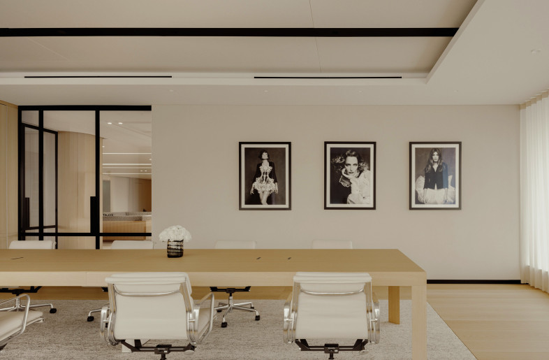 Frameweb | Chanel GK Tokyo Office