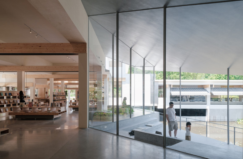 Main Bookstore Space and Sunken Waterside Pavilion - Chen Hao