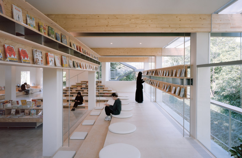 Reading Steps and Book-Beams in the Salon Area - Chen Hao