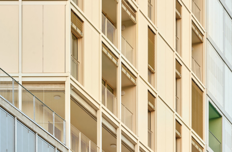 67 homes comprise Building C at Illa Glòries, part of a four-building housing complex comprised of 238 units. - José Hevia