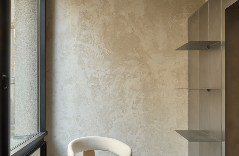 The walls were whitewashed by hand by the painter. - Elias Hassos