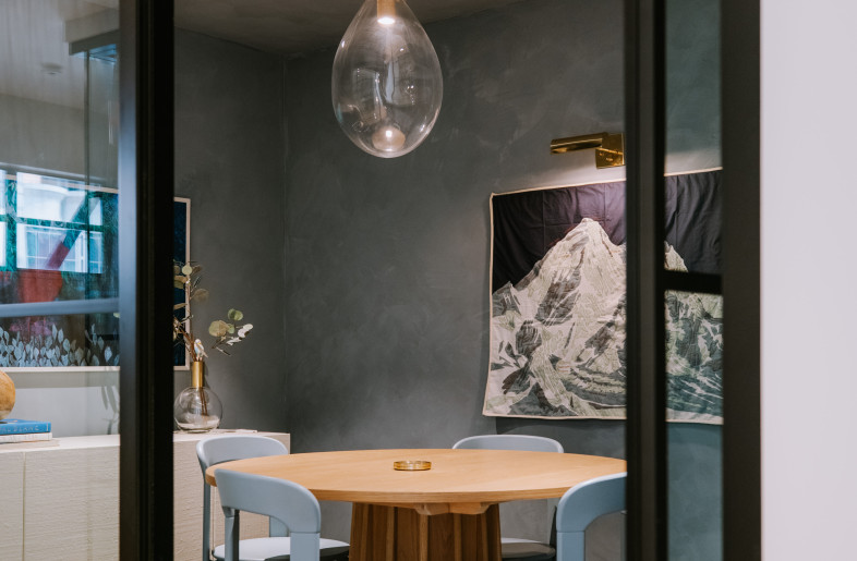 Small meeting room - Teal Thomsen
