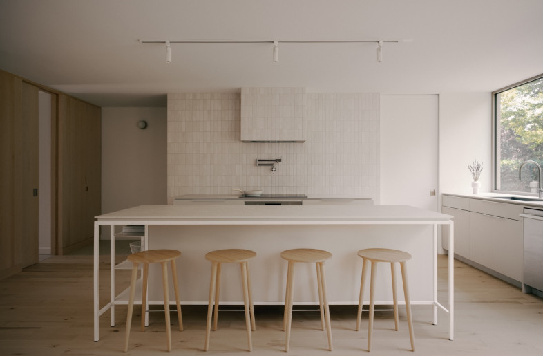 The house is quiet with a restrained palette – neutral tones, natural stone and soft textures abound. - Felix Michaud