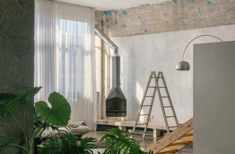 Working with just €350 per sq-m, Atienza Maure happily embraced prefabricated industrial systems that could be imported and assembled on-site in the Barcelona space. - Simone Marcolin