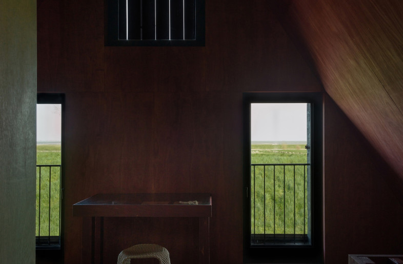 Originally constructed in 1923 as a refuge and supply post for dike wardens, the Dijkmagazijn Scharwoude has been carefully adapted into a 150-sq-m guesthouse and artist-in-residence. - Crispijn van Sas