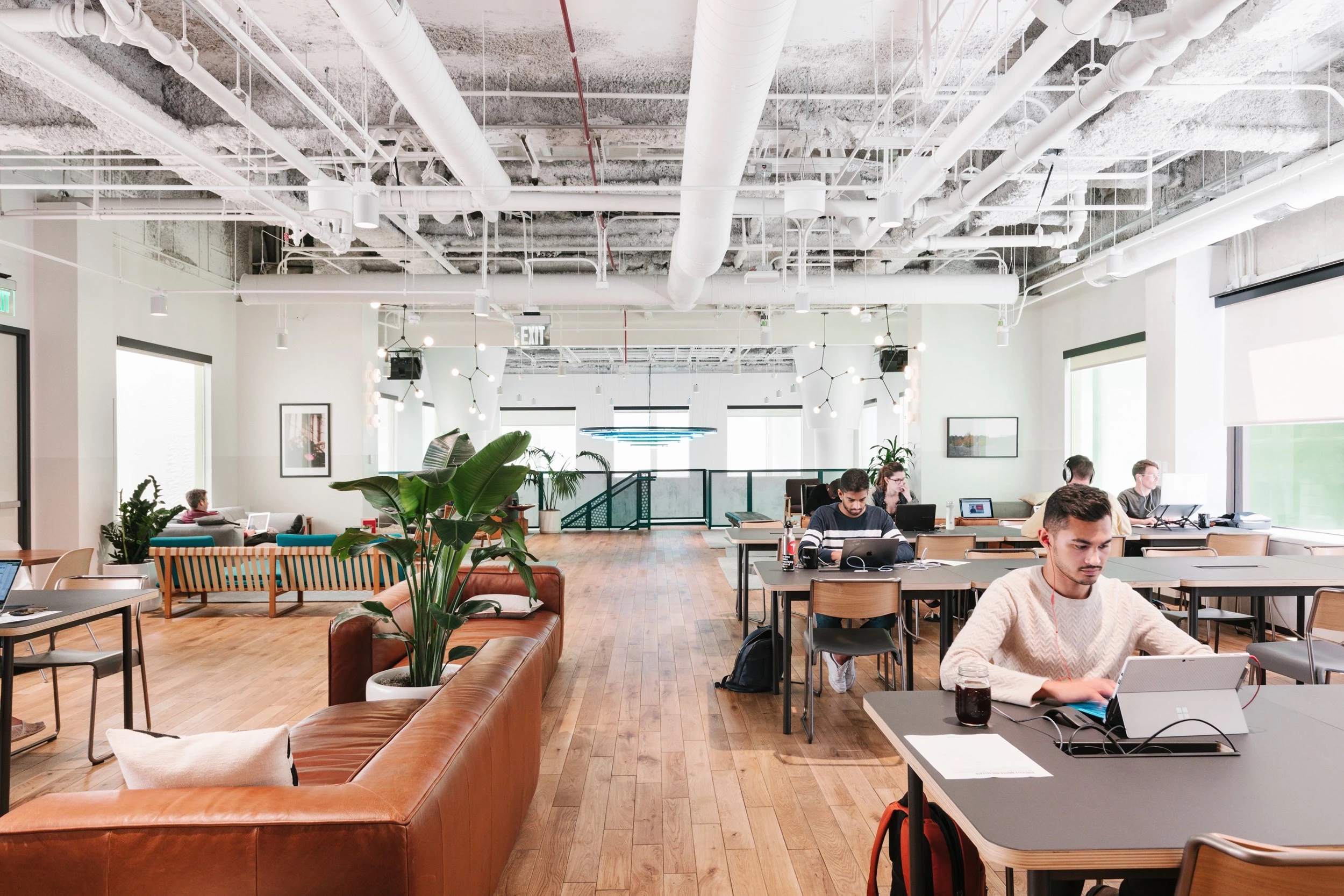 Frameweb Report Recap Offices are under threat. WeWork believes
