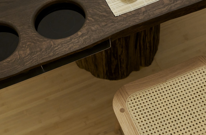 Frameweb | Distinctly contemporary but steeped in heritage craft