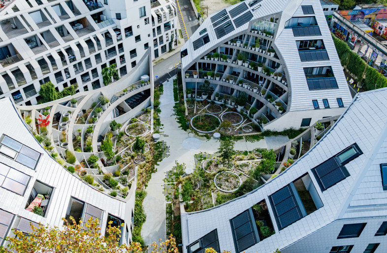 Frameweb | This Amsterdam residential development generates new