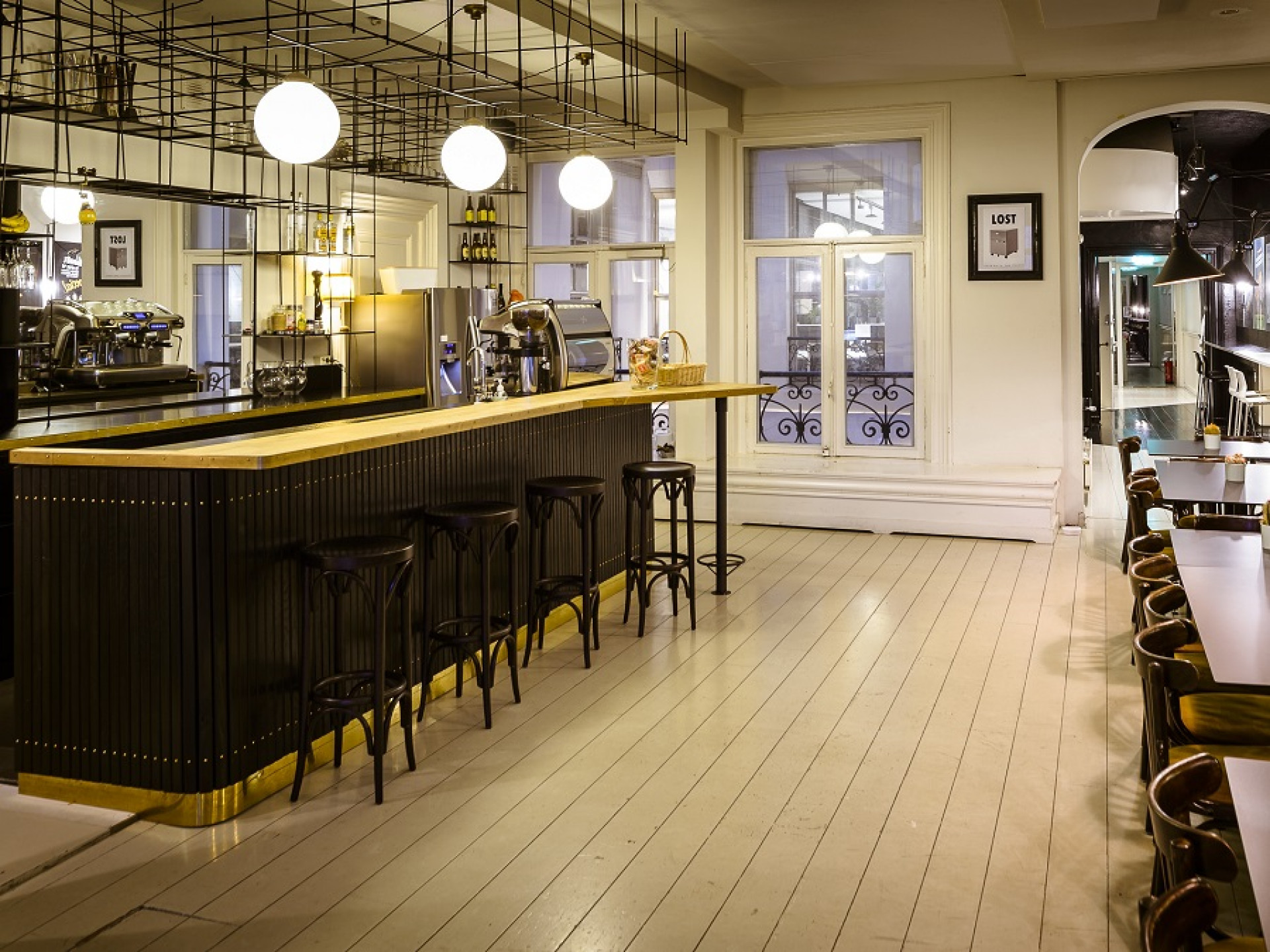 Speed and craftsmanship defines Brandwacht en Meijer's décor, exhibitions and interiors