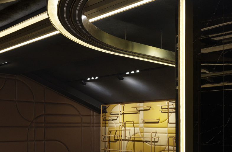 In the ‘Parent-child interaction area’, we design the bottom of the light strip as a logo sign so that the audience can quickly find each functional area. In the parent-child interaction area, we still follow the same concept. - Jonathan Leijonhufvud Architectural Photography