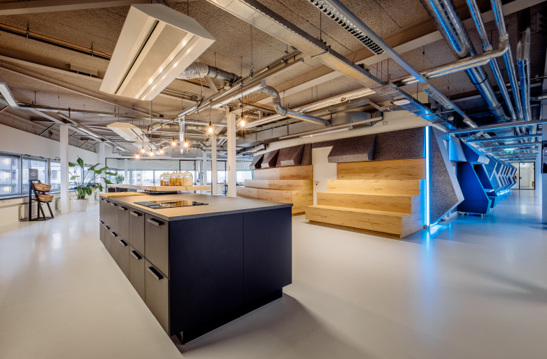 Interior Design Shypple | Open Kitchen - Interior design: KuóStudio | Photographer: Sven Verbruggen