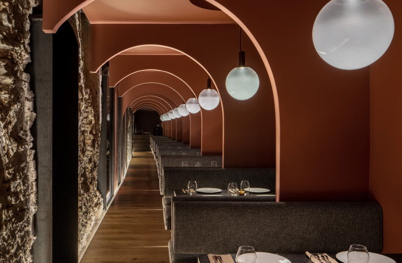 One of the restaurant's halls. - Andriy Bezuglov