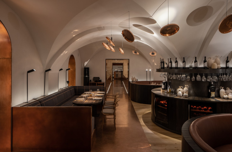 One of the restaurant's halls. - Andriy Bezuglov