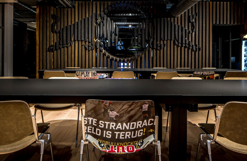 Even in reused chairs we incorporated brand identity - Peter Baas Photography
