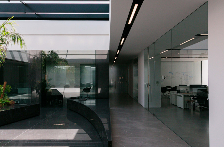 Seperation of Central Common Area and Transition Space - Rakel vella