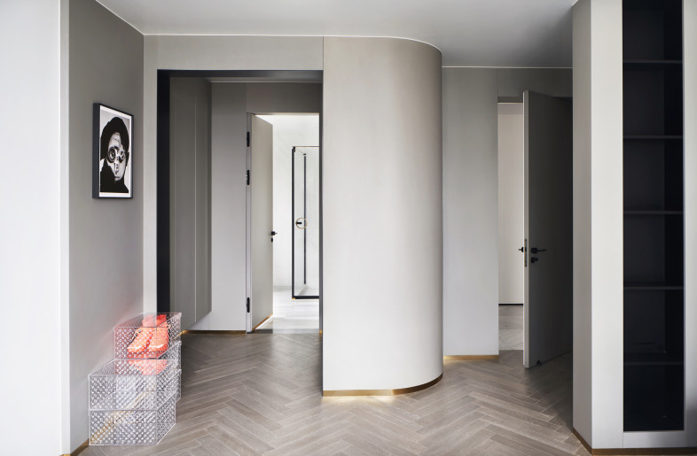 Twilight Residence curved walls - Ao Xiang