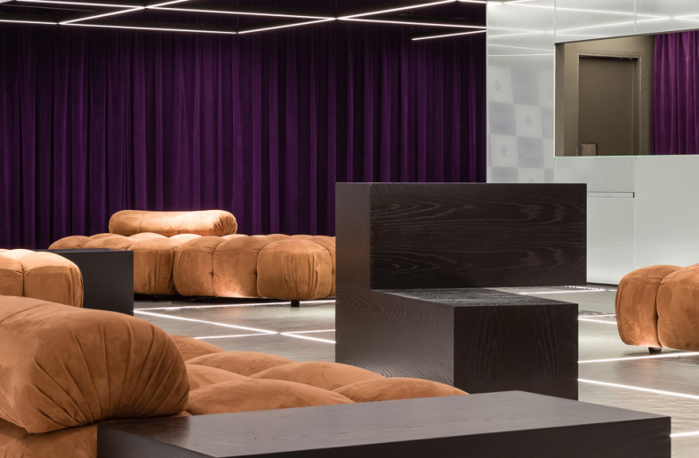 Foyer - Ricardo Bassetti