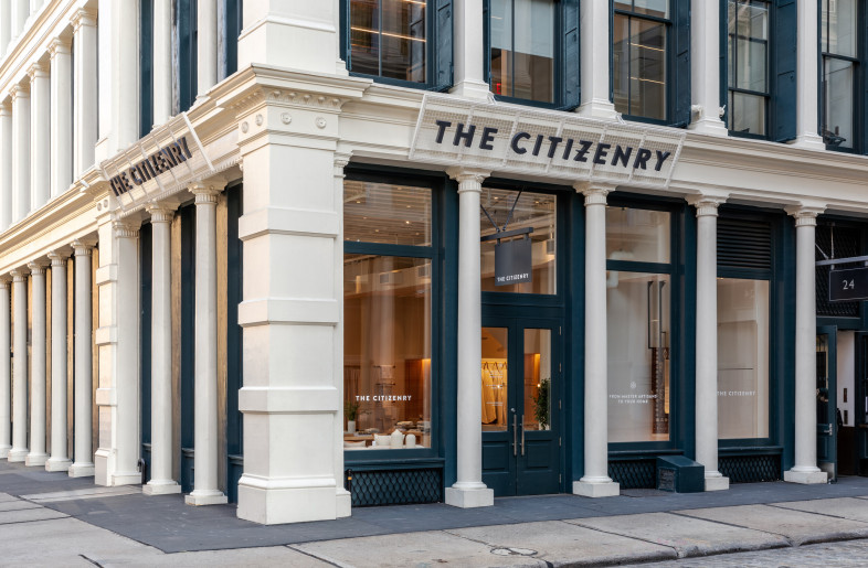 Entrance façade. - Sean Litchfield