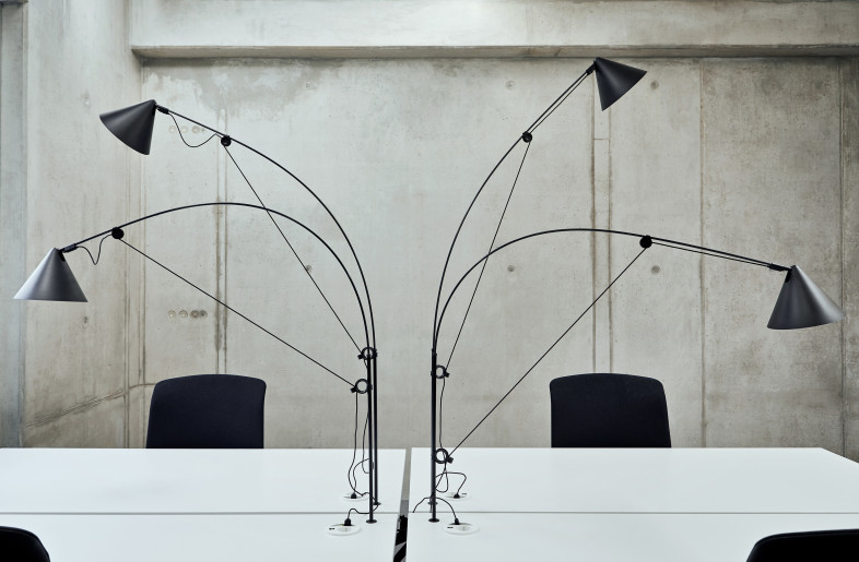 Desk Light - PLY Atelier / photo Nina Struve