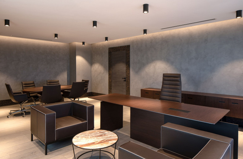 Executive Office - Photo by  Emre Dörter