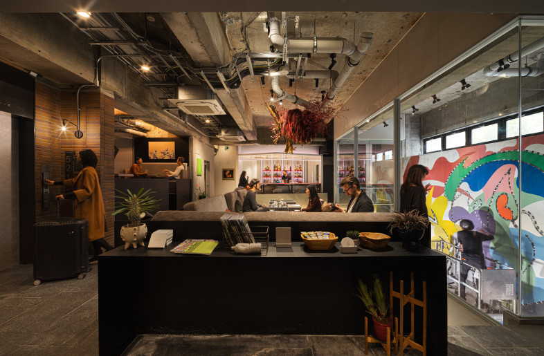 Interior View of BnA_WALL 1F Lobby - Photo: Tomooki Kengaku