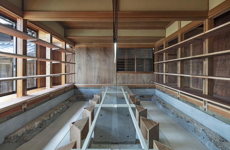 Meeting room. - Kenta Hasegawa