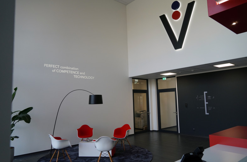 AVENTUS Headquarters: Lobby area - Photo: AWard Associates