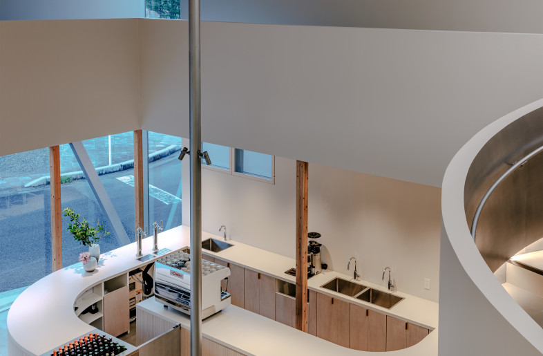 view of drink counter from second floor. - YASHIRO PHOTO OFFICE