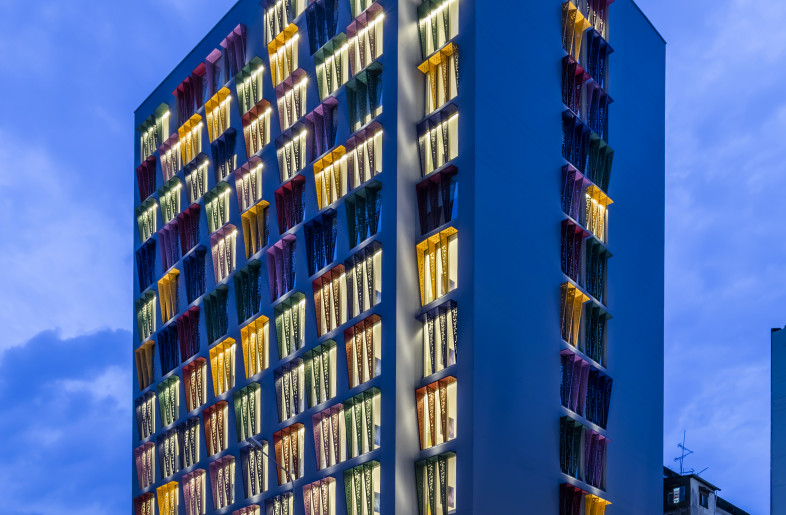 Wink Hotel Saigon Centre façade by night - Oki Hiroyuki