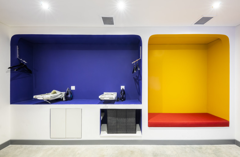 Wink Hotel Saigon Centre laundry room - Oki Hiroyuki
